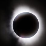 Les réseaux électriques français se préparent à l&rsquo;éclipse solaire comme un stress test.