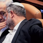 Benyamin Nétanyahou cède à l&rsquo;extrême droite, provoquant des tensions internes en Israël.
