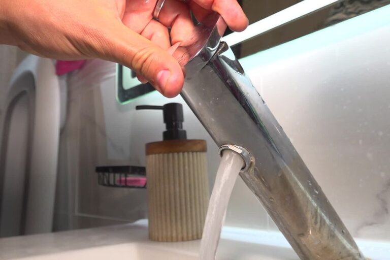 Chaleur et sécheresse : les autorités alertent sur l’augmentation de la consommation d’eau