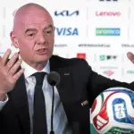 Infantino annonce le retrait du projet d’investissements privés à la Fifa face aux critiques.