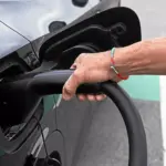 Les voitures électriques représentent 35 % des ventes de véhicules neufs en France.