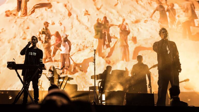 Massive Attack interdit de concert à Singapour pour affichage d’un drapeau palestinien