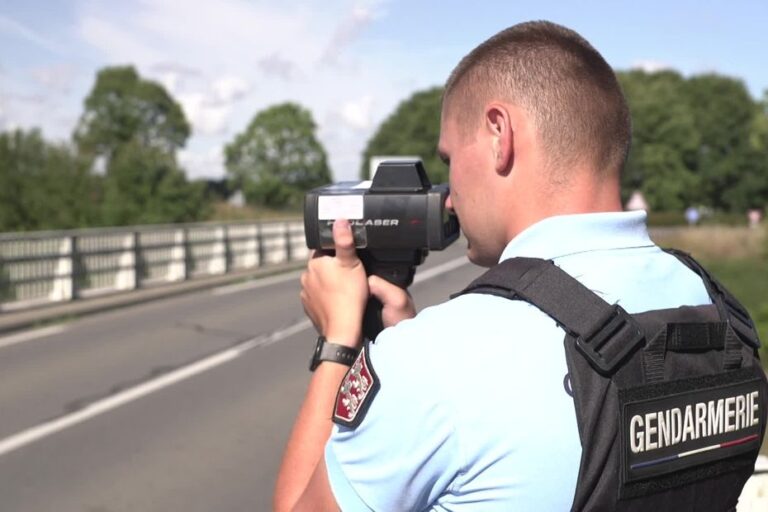 Contrôles routiers renforcés en France pour le week-end de départ en vacances