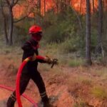Incendies dans le Var : le vent chaud relance les craintes d’une reprise des feux.