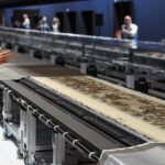L&rsquo;Atelier nantais Blam conçoit une table pour soutenir la tapisserie de Bayeux.