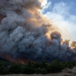Feu de forêt près d&rsquo;Athènes : la Grèce mobilise des moyens aériens et humains.