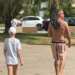 Interdiction de se promener torse nu ou en maillot de bain dans certaines communes de la Côte d&rsquo;Azur