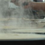 Pénurie de crêpiers en Bretagne : un défi pour le secteur de la restauration locale.