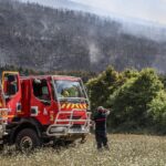 Incendie en Drôme : plus de 300 hectares brûlés, la situation « relativement maîtrisée » selon la préfète