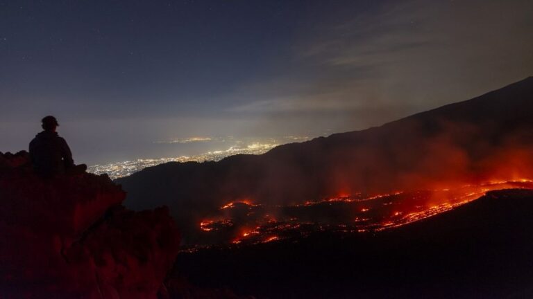 Fumées de l’Etna : l’aéroport de Catane suspend temporairement les vols à l’arrivée