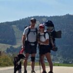 Une famille parcourt 320 kilomètres à pied avec leur fille de 18 mois en France.