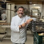 Benoît Castel, meilleur pâtissier du monde, vise l&rsquo;excellence quotidienne en Bretagne.