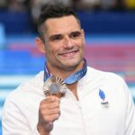 Florent Manaudou annonce sa retraite, revient sur son parcours et sa reconversion sportive.