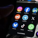 Le gouvernement explore une interdiction des réseaux sociaux pour les moins de 15 ans après une décision du Conseil constitutionnel.