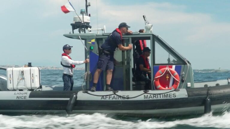 Rappel de la réglementation maritime par les gendarmes de la mer en France