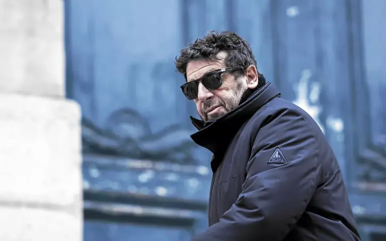 Patrick Bruel visé par une nouvelle plainte pour tentative de viol en France.