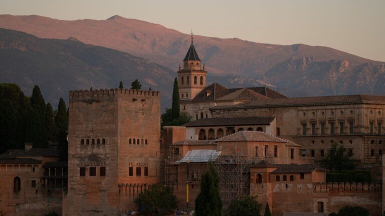 Séisme à Grenade : l’Alhambra évacué, dégâts mineurs selon l’inspection initiale.