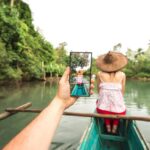 Partage des photos de vacances en baisse sur les réseaux sociaux en France