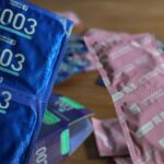 Préservatifs non conformes en France : risques pour la santé des consommateurs identifiés.