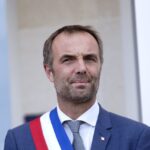 Montpellier : le maire déclare que Patrick Bruel n&rsquo;est pas le bienvenu dans la ville.
