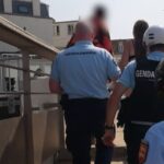 Gendarmes traquent les consommateurs de drogue dans les stations balnéaires françaises
