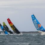 Départ de la première édition de l’Aventura, rassemblant des participants de divers pays.