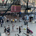Aéroport Lyon Saint-Exupéry : évacuation du Terminal 1 après la découverte d’un bagage suspect