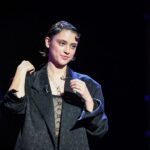 Pomme évoque le désir d’enfant des chanteuses françaises dans une interview récente.