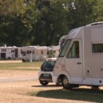 Aire d&rsquo;accueil à Plestin-les-Grèves : douches et machines à laver pour les camping-caristes.