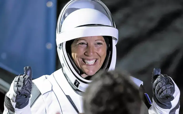 Sophie Adenot réussit sa deuxième sortie dans l’espace lors de la mission spatiale.