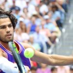 Retour de Carlos Alcaraz au US Open après quatre mois d&rsquo;arrêt : enjeux et attentes.