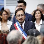 La mairie RN cesse son soutien à un collectif d&rsquo;artistes, provoquant des tensions culturelles.