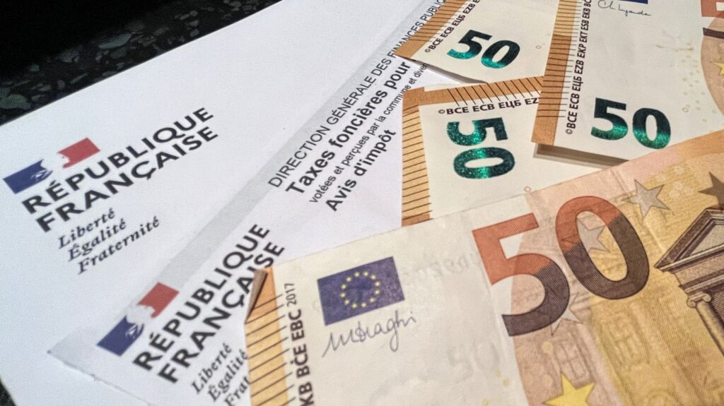 Arnaques à la taxe foncière : conseils pour se protéger après le piratage du site des impôts.