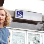 Alexandrine Descotes évoque son obsession pour l&rsquo;histoire de son père sur Franceinfo.