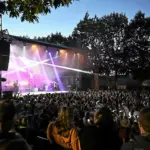 Attrap’Sons anime la soirée à Châtelaudren-Plouagat avec une performance musicale en images