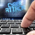 Vol de données chez les pompiers : une spécialiste souligne une dérive politique en cybercriminalité.