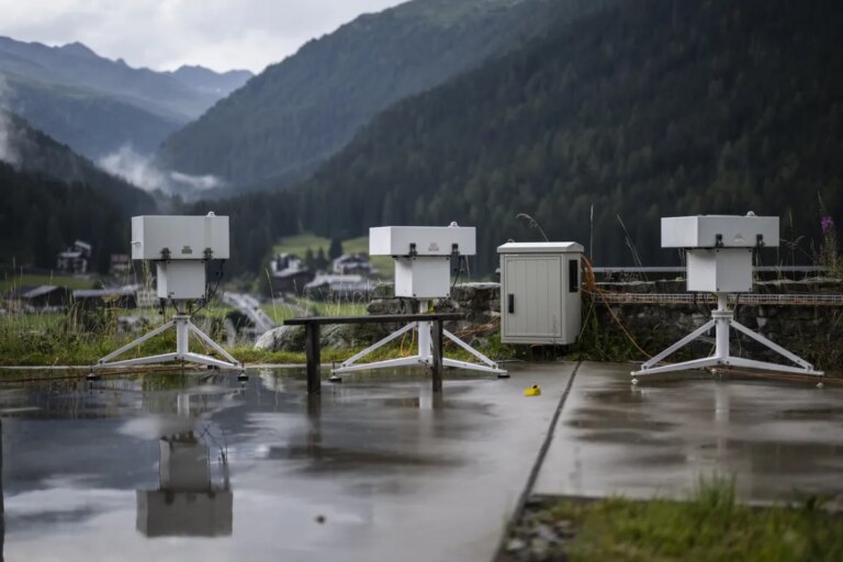 Les premières mesures de l’ozone à Arosa marquent un jalon dans la surveillance environnementale.