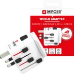 Adaptateur de voyage universel SKROSS : spécifications techniques et protection contre les chocs électriques.