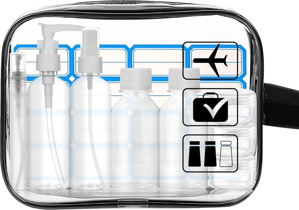Kit de voyage avec pochette transparente et bouteilles conformes aux normes aériennes.