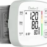 Moniteur de pression artérielle au poignet : auto-diagnostic et détection d&rsquo;arythmies pour deux utilisateurs.
