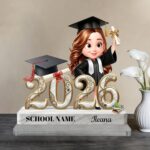 Cadeaux personnalisés pour diplômés : figurines en acrylique et plaques souvenirs disponibles