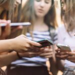 Le Conseil constitutionnel censure l&rsquo;interdiction des réseaux sociaux pour les moins de 15 ans.
