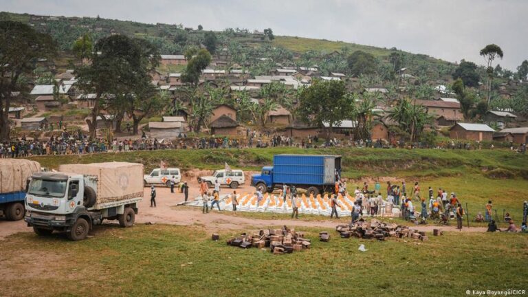 Ebola et conflits armés exacerbent la crise humanitaire dans l’est de la RDC.