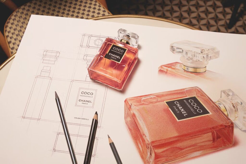 Chanel présente Coco Mademoiselle Crush Absolu, une nouvelle approche du parfum.