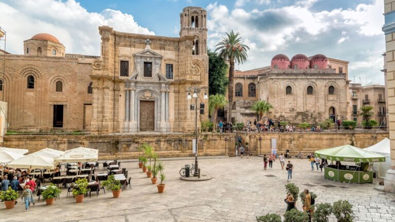 Tourisme en Sicile : cinq sites emblématiques à explorer pour les visiteurs.