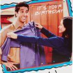 Danilo Promotions lance une carte d’anniversaire « Say Cheese » inspirée de Friends, format 12,5 x 17,5 cm.