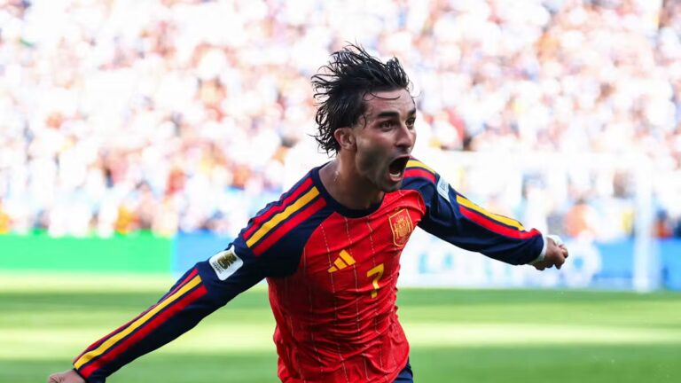 Ferran Torres rejoint le PSG pour cinq ans après son passage au FC Barcelone