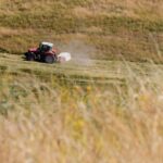 Agriculteurs en France confrontés à une sécheresse historique affectant les cultures