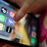Conseil constitutionnel censure l&rsquo;interdiction des réseaux sociaux pour les moins de 15 ans.