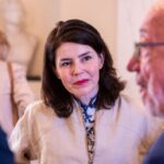 Valérie Glatigny envisage de reporter la fin des nominations des enseignants en Wallonie.